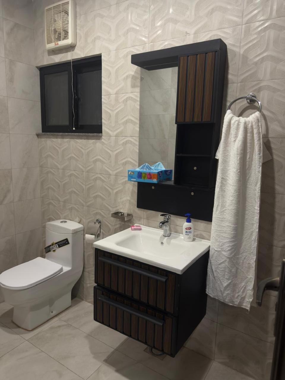Pavillian Luxury Suites Lahore Exterior photo